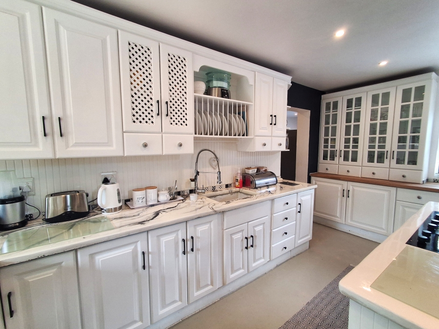 9 Bedroom Property for Sale in Kshane North West